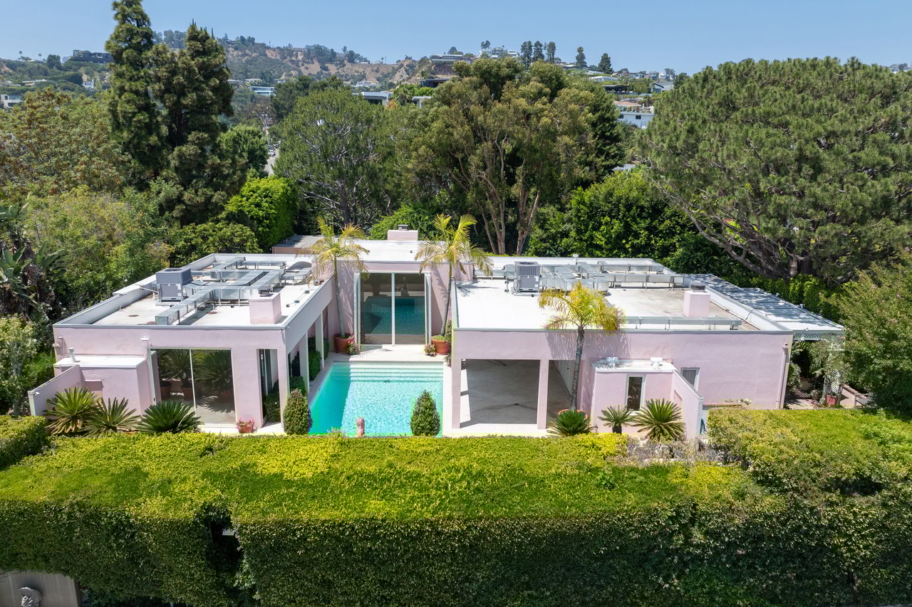 9032 Thrasher Ave, sunset strip