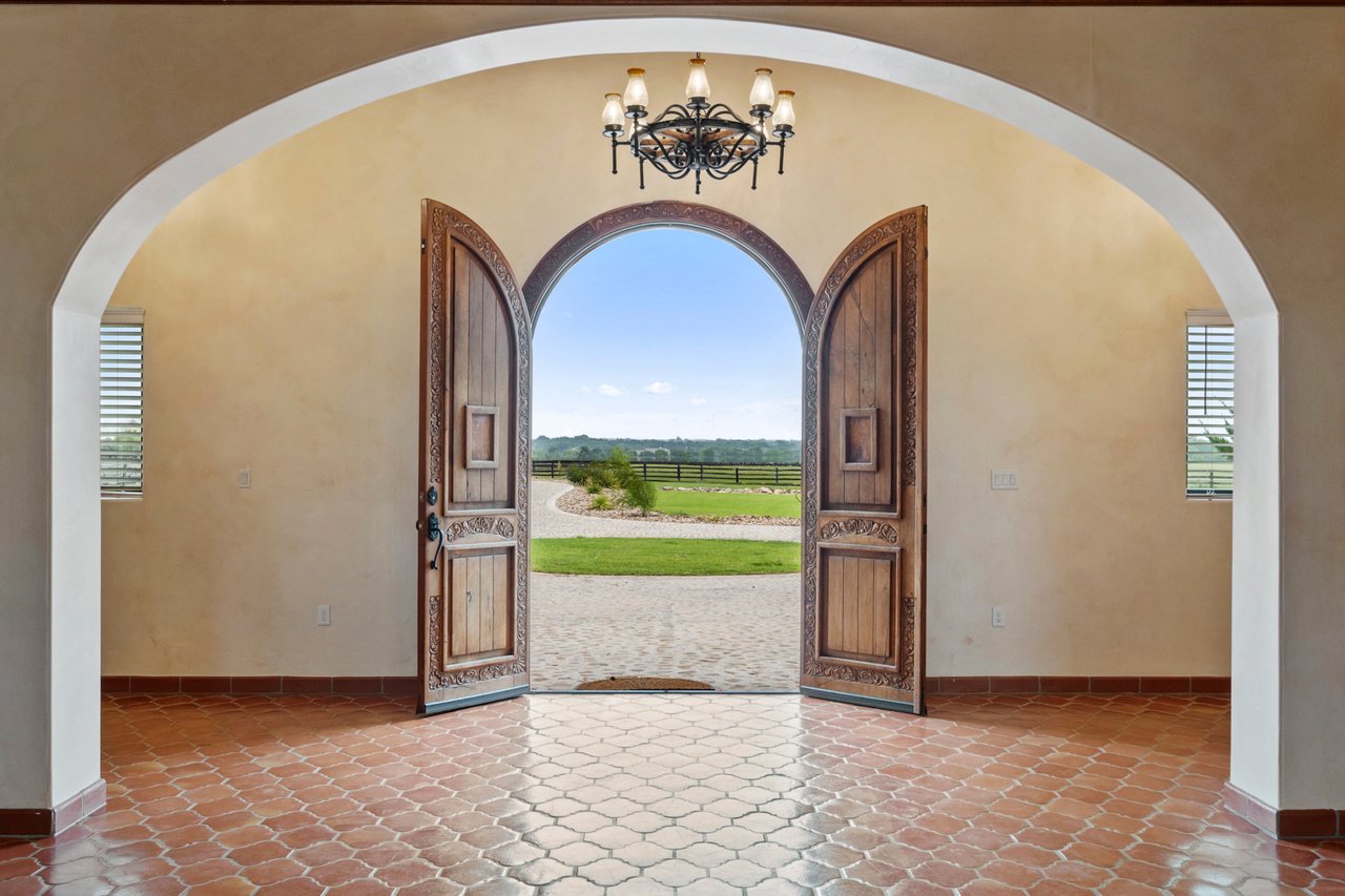 Georgetown Spanish Style Home (11 acres)