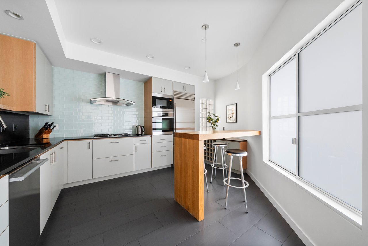 2913 3rd St Unit: 304, Santa Monica 