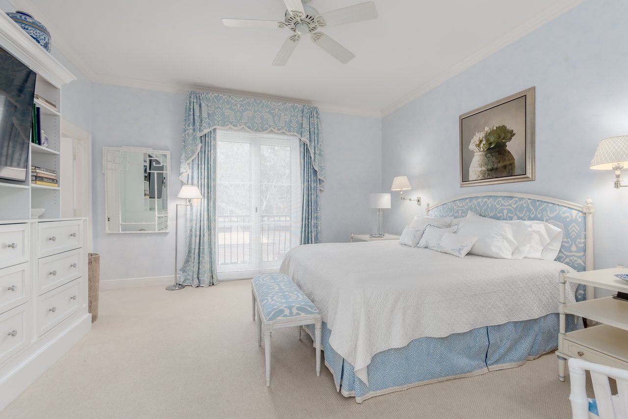 11663 SE Florida Ave