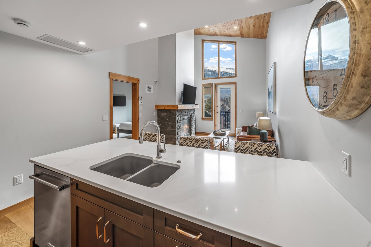 Top-Floor Spring Creek Retreat | Income-Generating Tourist Home in Timberstone Lodge