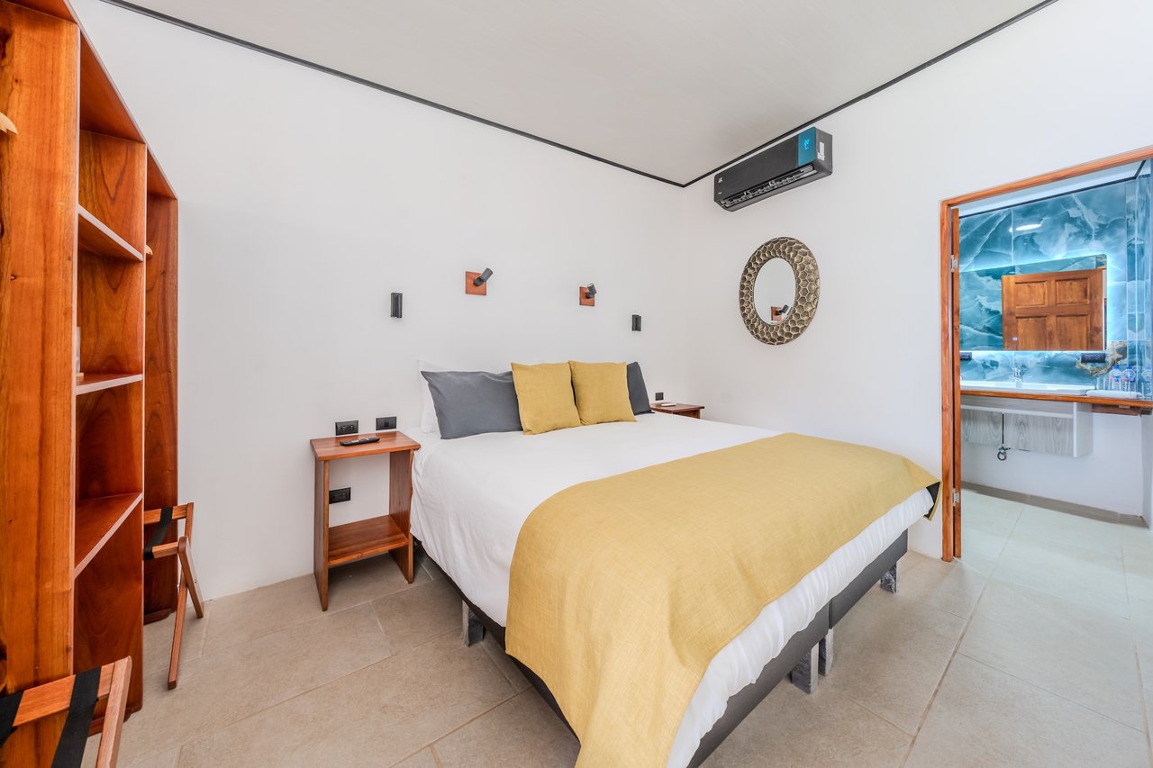 Turnkey Boutique Hotel for Sale in Bahía Ballena, Uvita – Los Papyrus