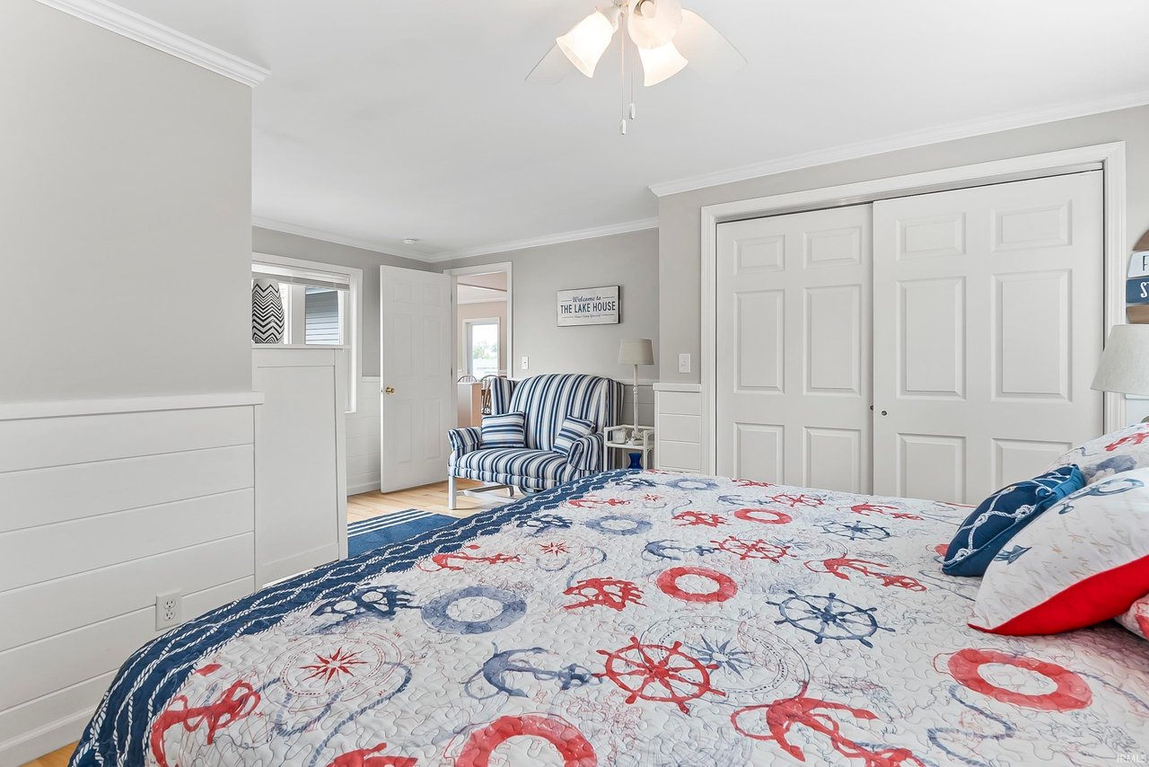 11247 N East Wawasee Drive