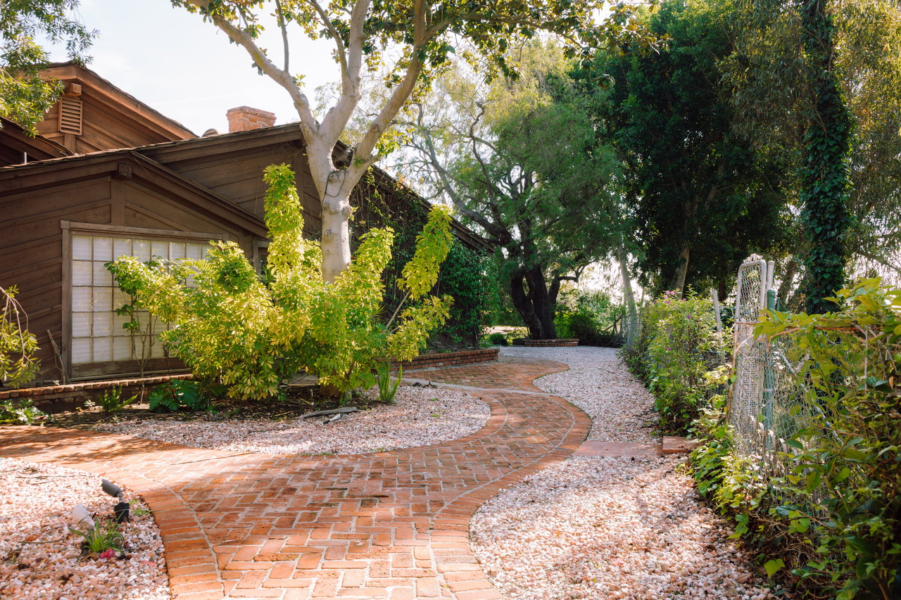 1355 Beverly Estates Dr