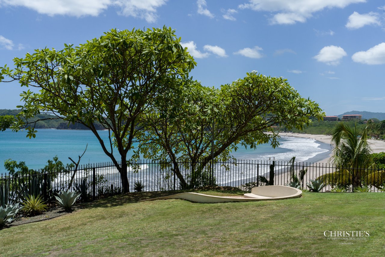 Casa Playa Bonita | Beachfront Luxury Estate in Playa Flamingo