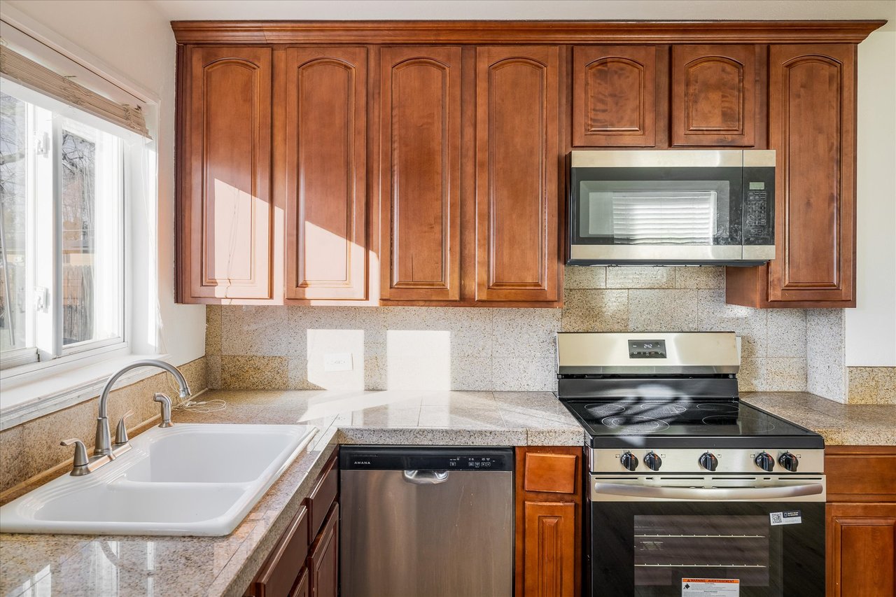 2885 Quebec Street, Denver, CO 80207