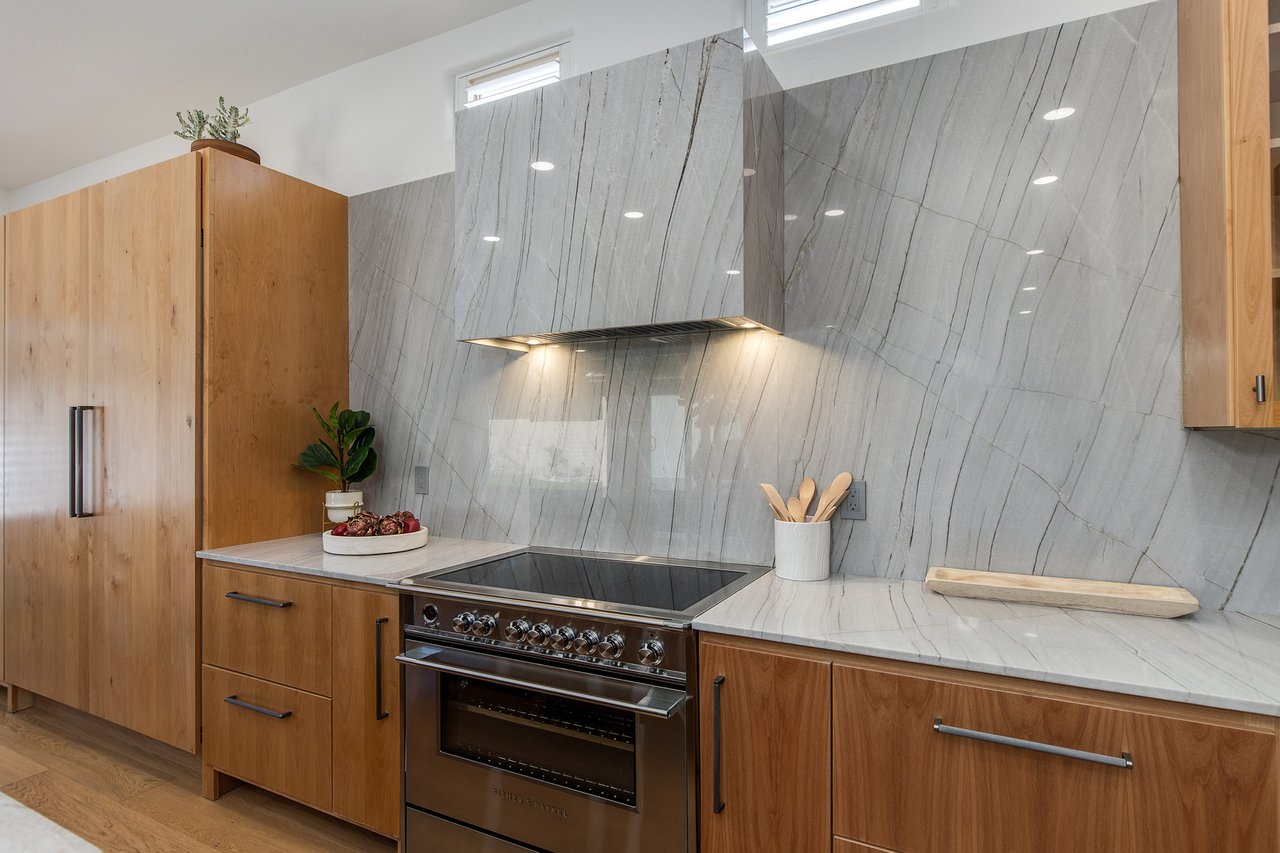 7471 E SUNNYVALE Drive