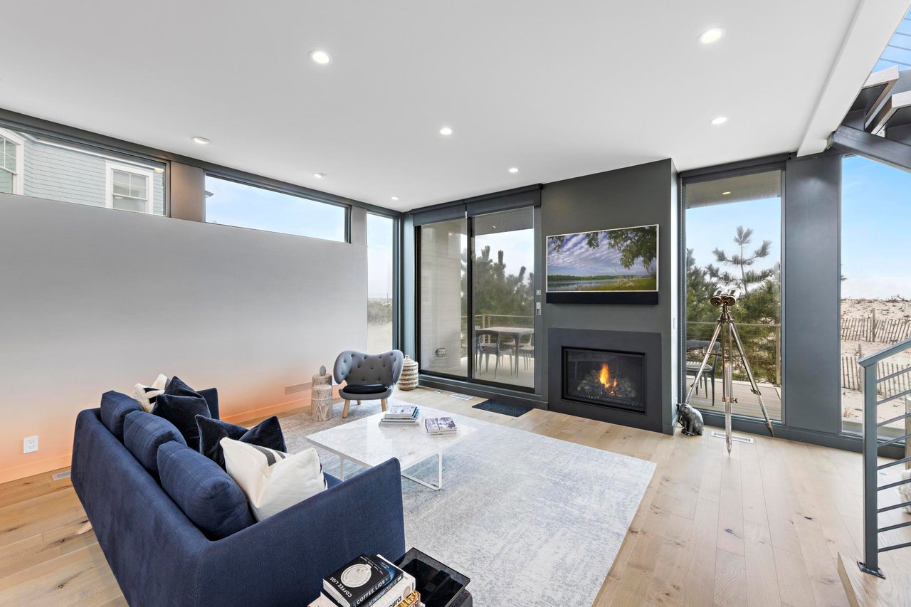 205 Stratford Avenue 