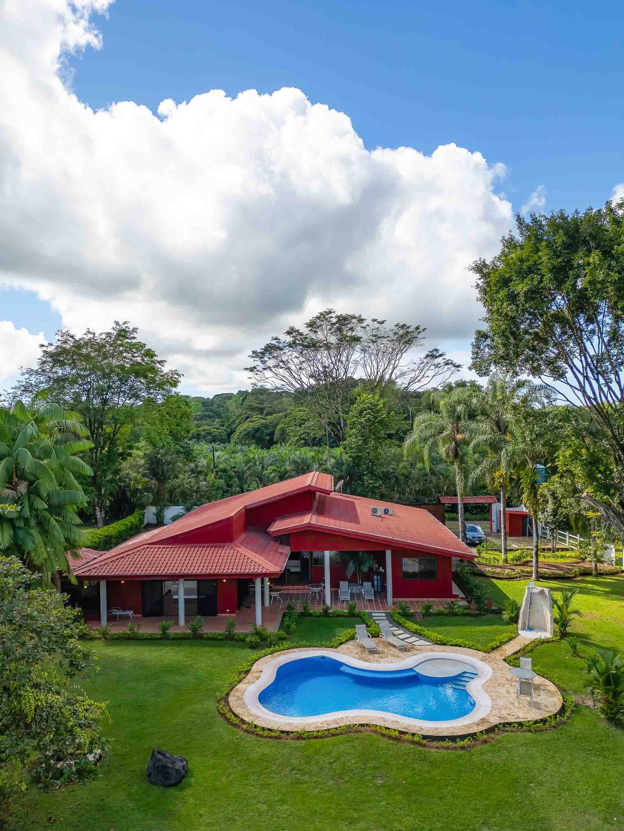 Nearly 50 Acres of Natural Beauty Amazing Mountain Views Luxury Nature Estate in Naranjito, Quepos