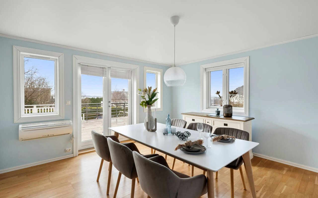 Day 26: Bodega Bay & Hitchcock’s The Birds