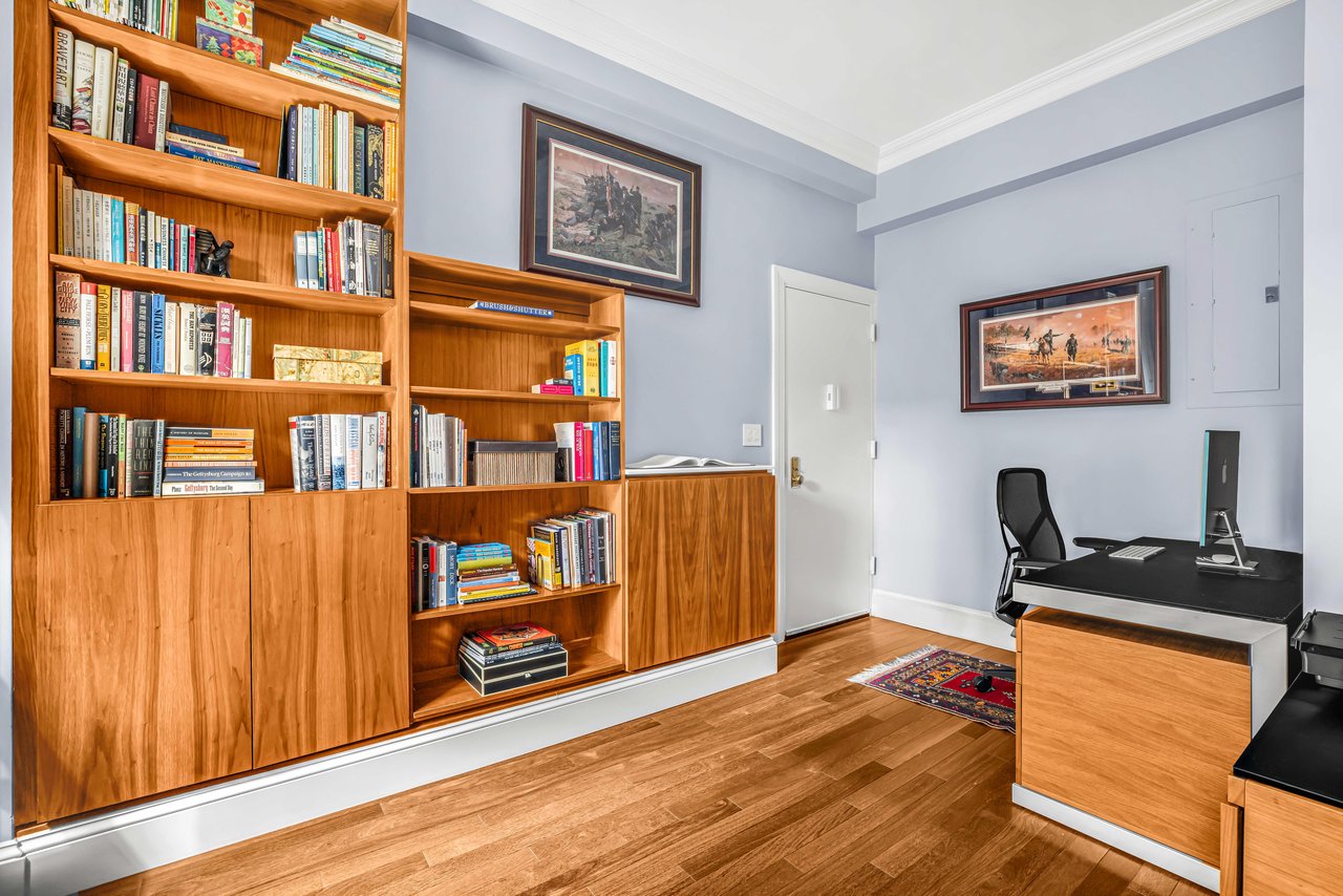 1049 Park Avenue