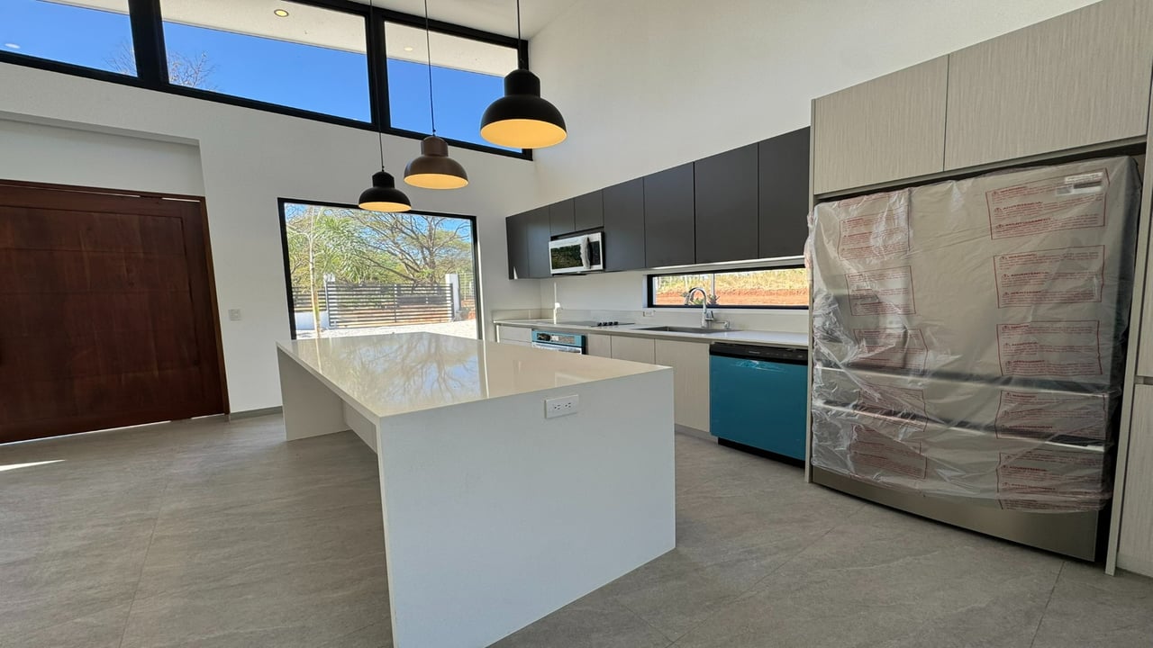 Villa Luz: Tropical Modern Home for Sale in Rancho Pinilla