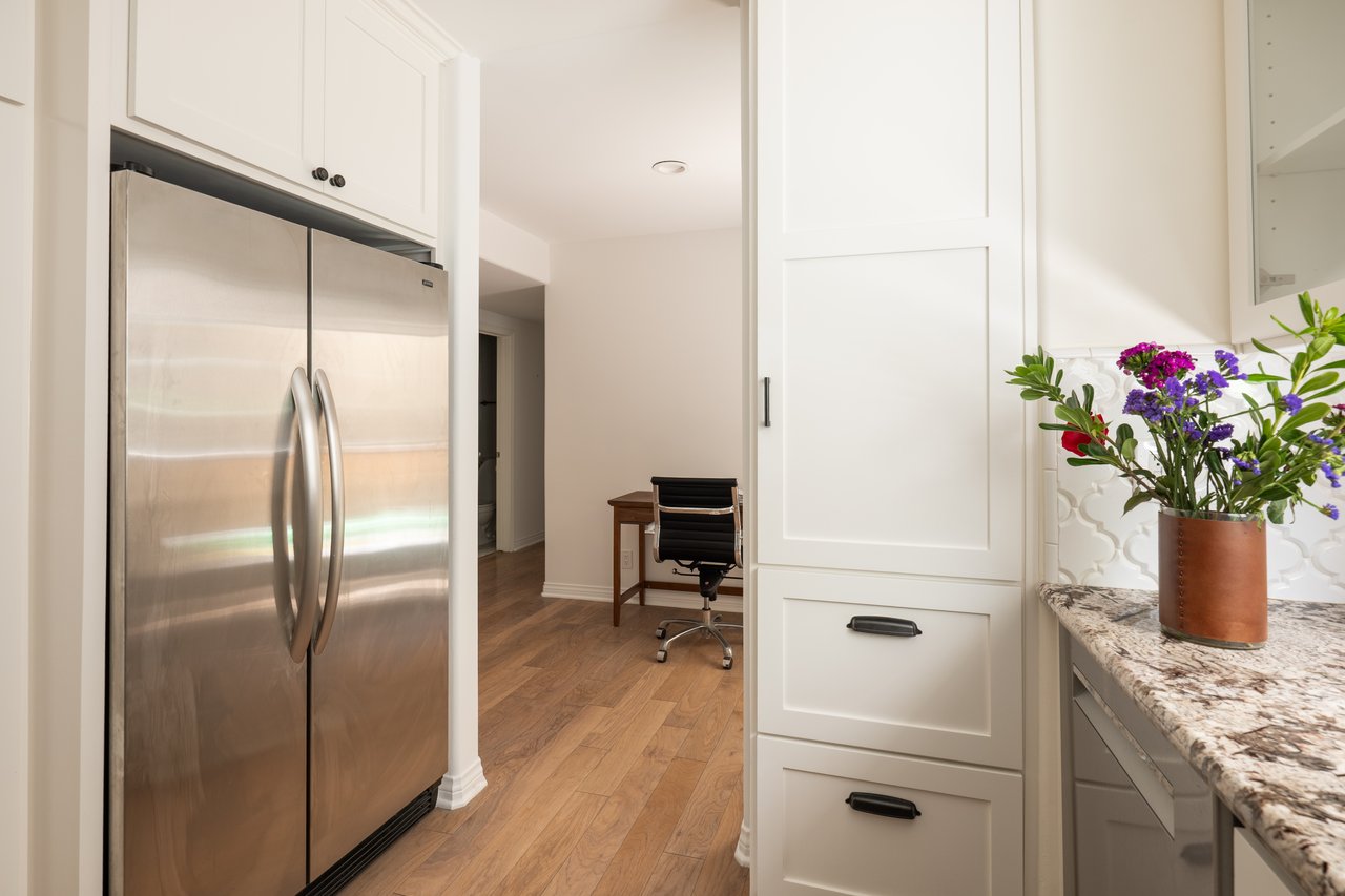 146 S Clark Dr Unit: 101, West Hollywood