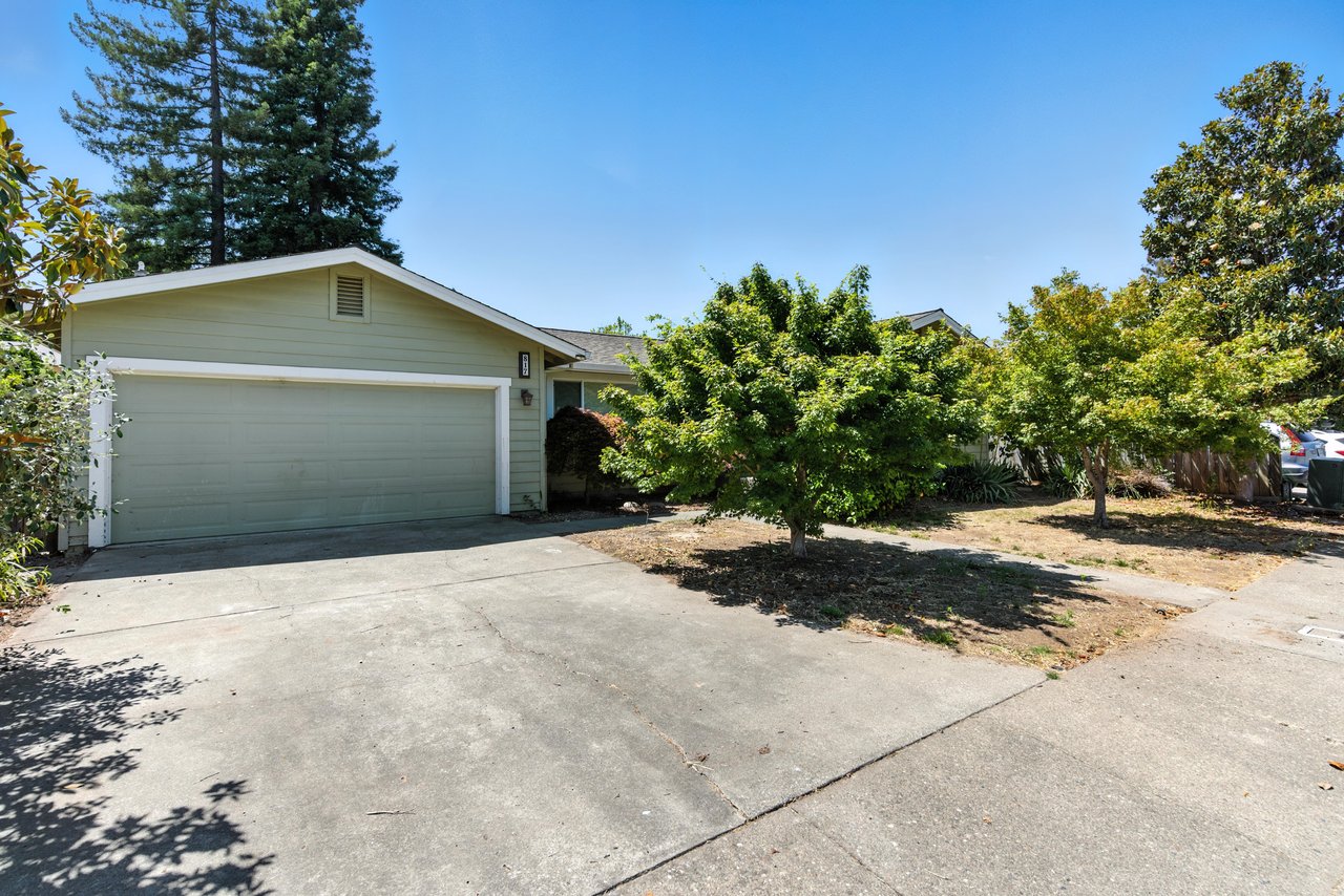 817 Gromo Ct