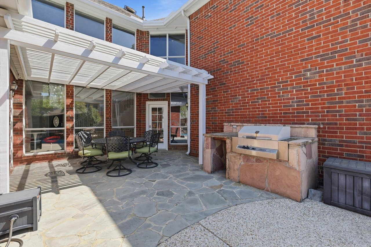 305 Brushy Creek Trail