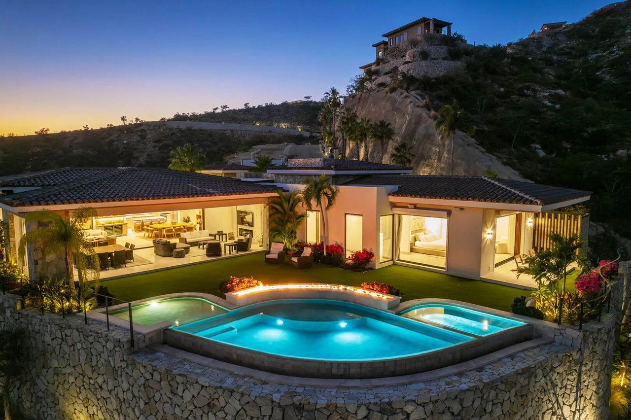 Spacious Cabo Del Sol golf residences with premium indoor outdoor design, generous layouts, and scenic course settings