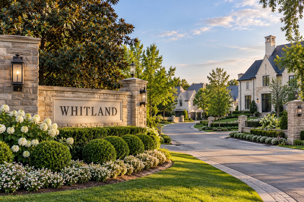 Luxury homes in Whitland, Nashville, featuring elegant architecture, mature trees, manicured landscaping, and peaceful residential streets in one of Nashville’s established neighborhoods.