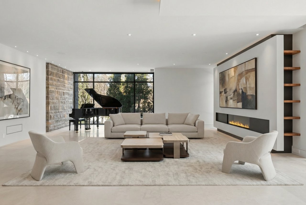 Uniquely Distinguished Property