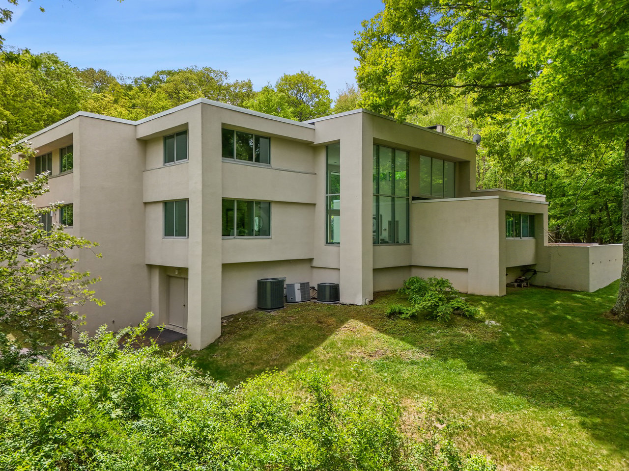 71 Old Stone Hill Road