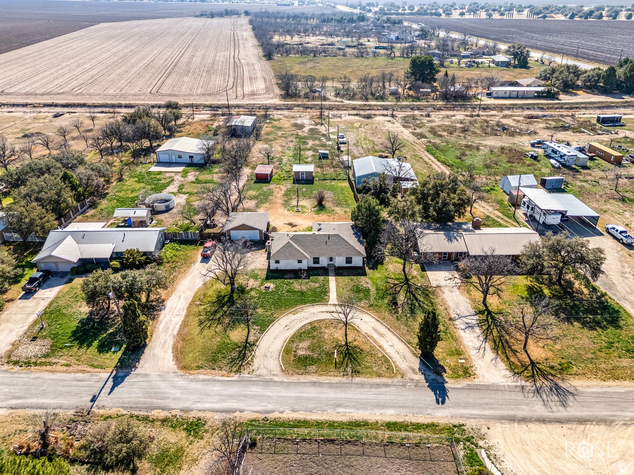 2733 Janie Ln
