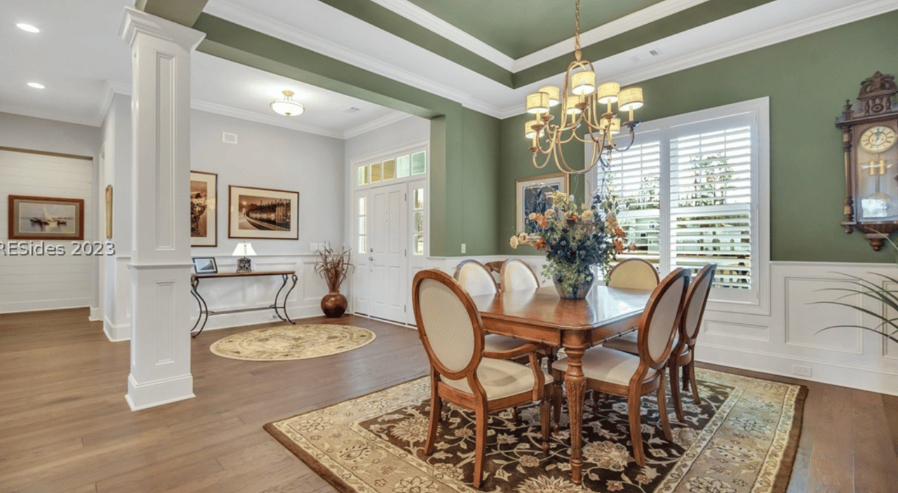 6 Fish Dancer Court 