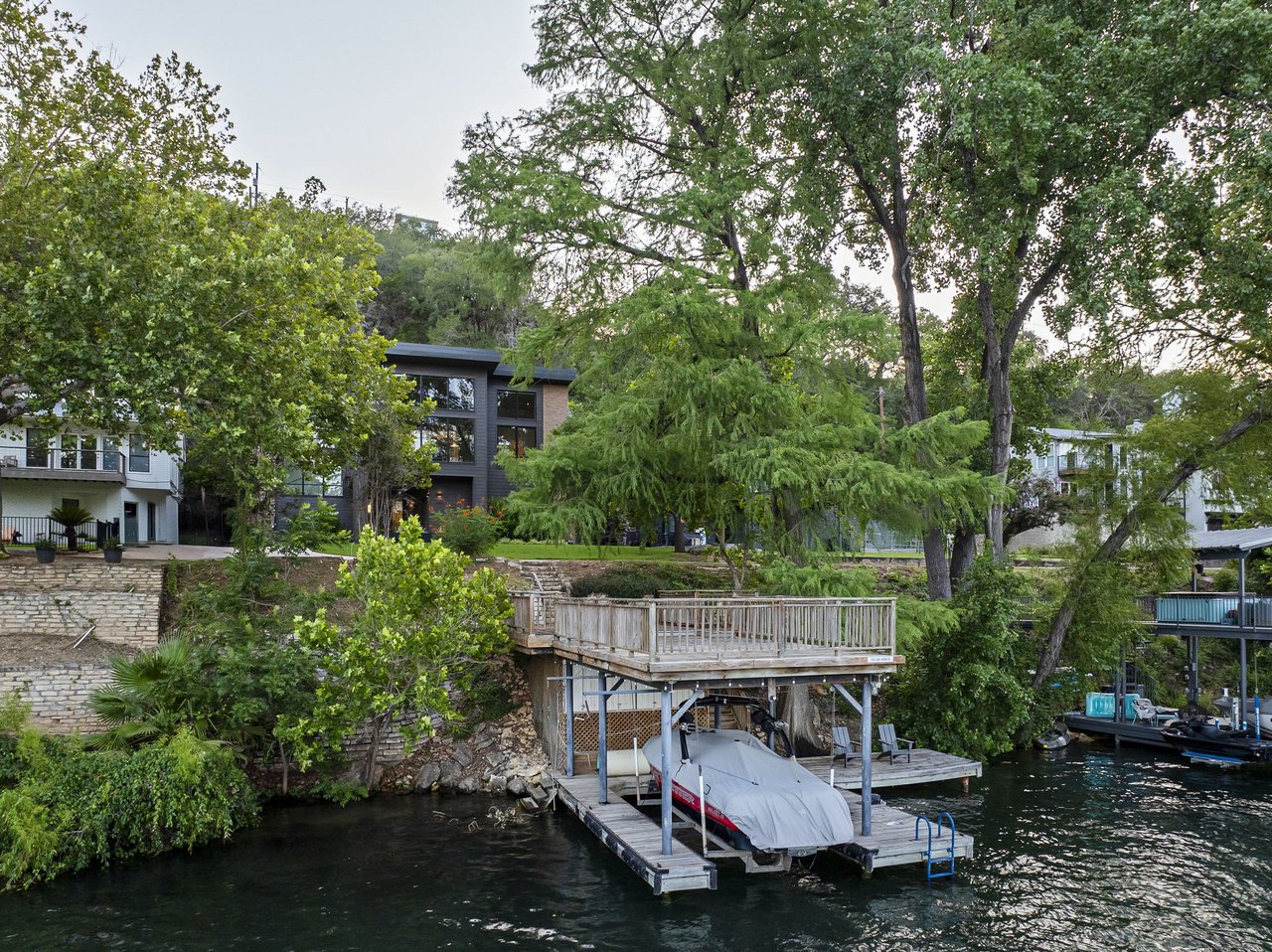 Lake Austin Waterfront