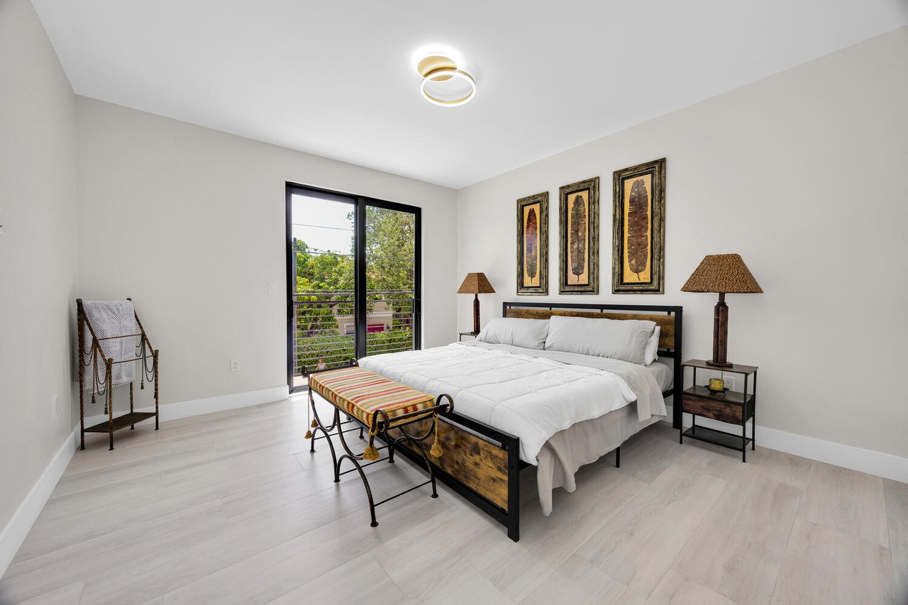 New Construction Townhome in Coconut Grove