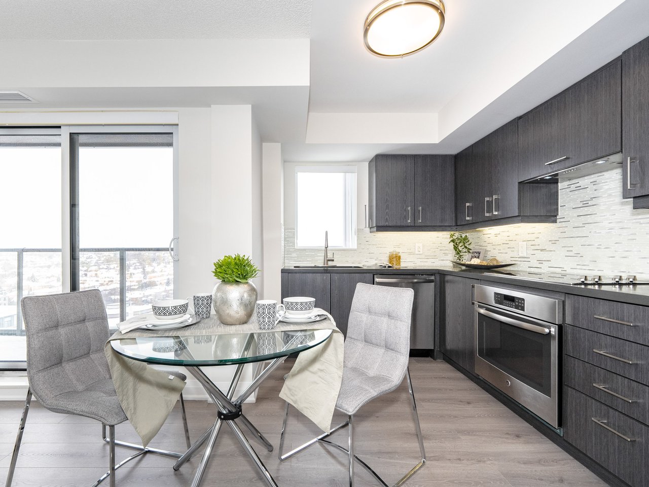 18 Uptown Dr 1910