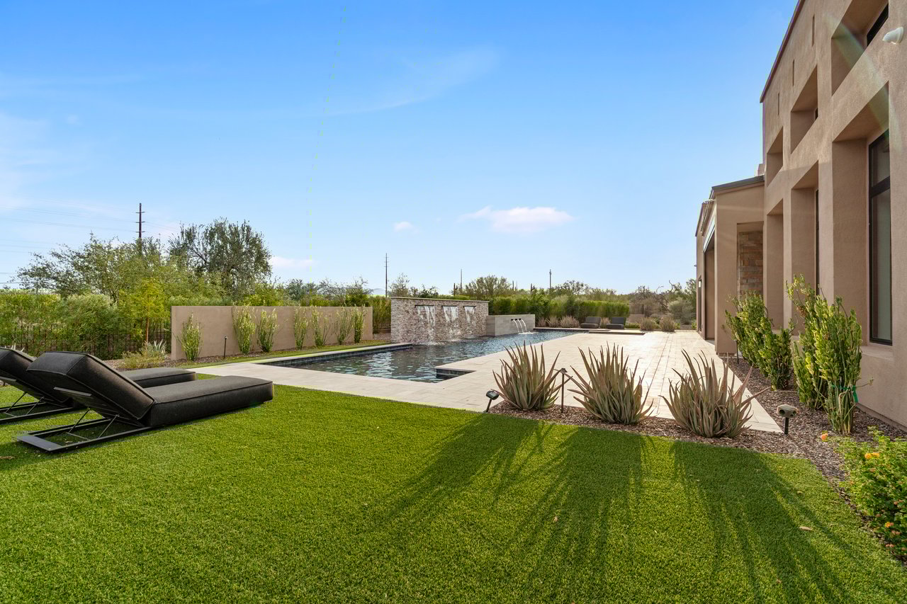 17237 E DESERT VISTA Trail