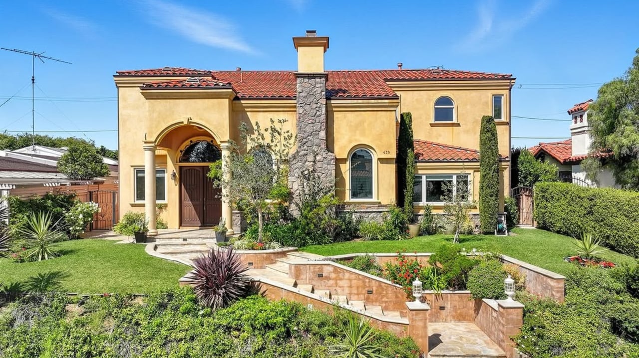 📍 439 Catalina Drive, Newport Beach