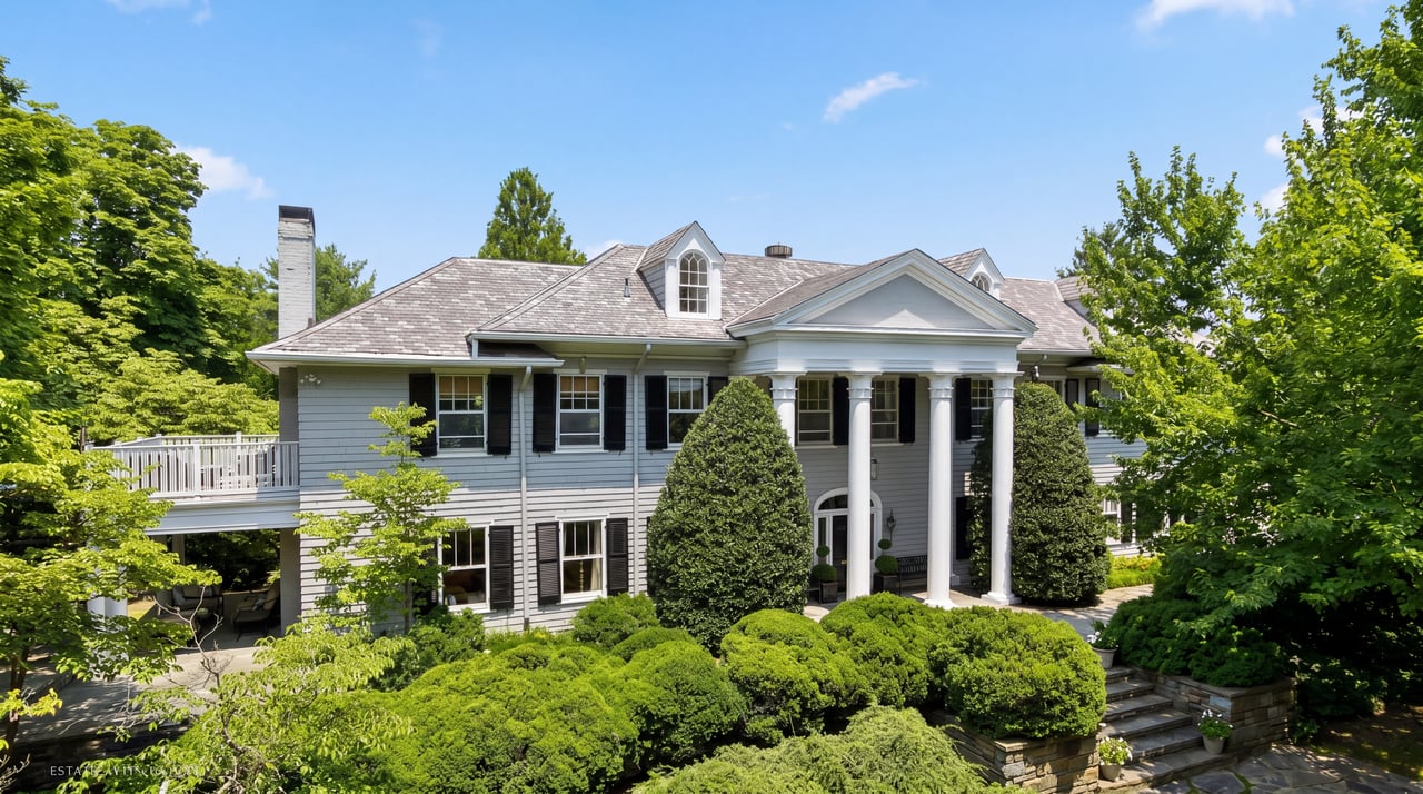 3815 Bradley Lane