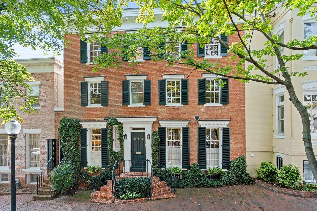 Luxury home exterior in Washington DC — selling your home in DC spring market