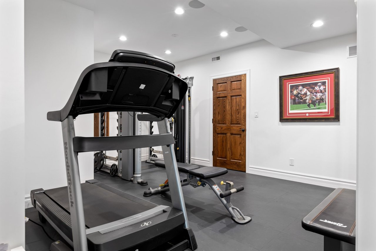 24 Williamsburg Estates Drive