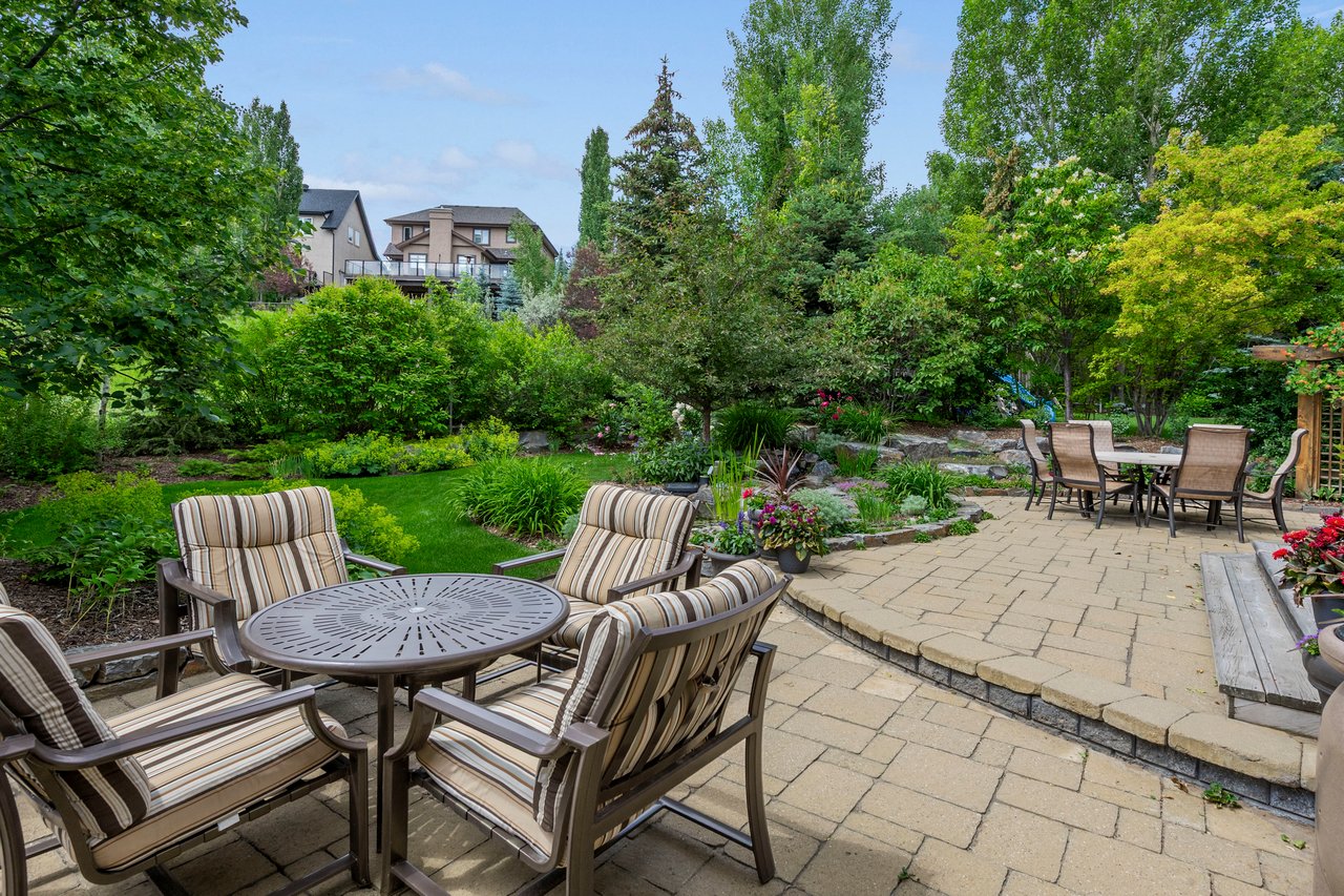 35 Tusslewood Drive NW