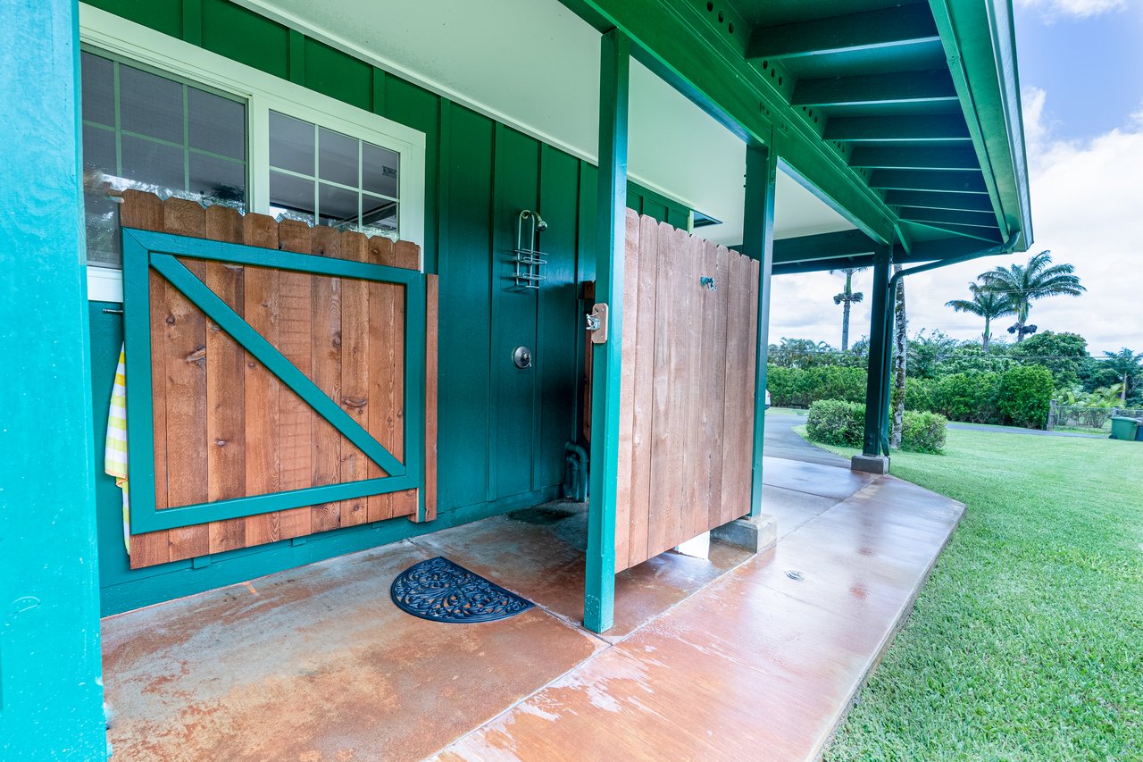 The Green Pineapple Estate