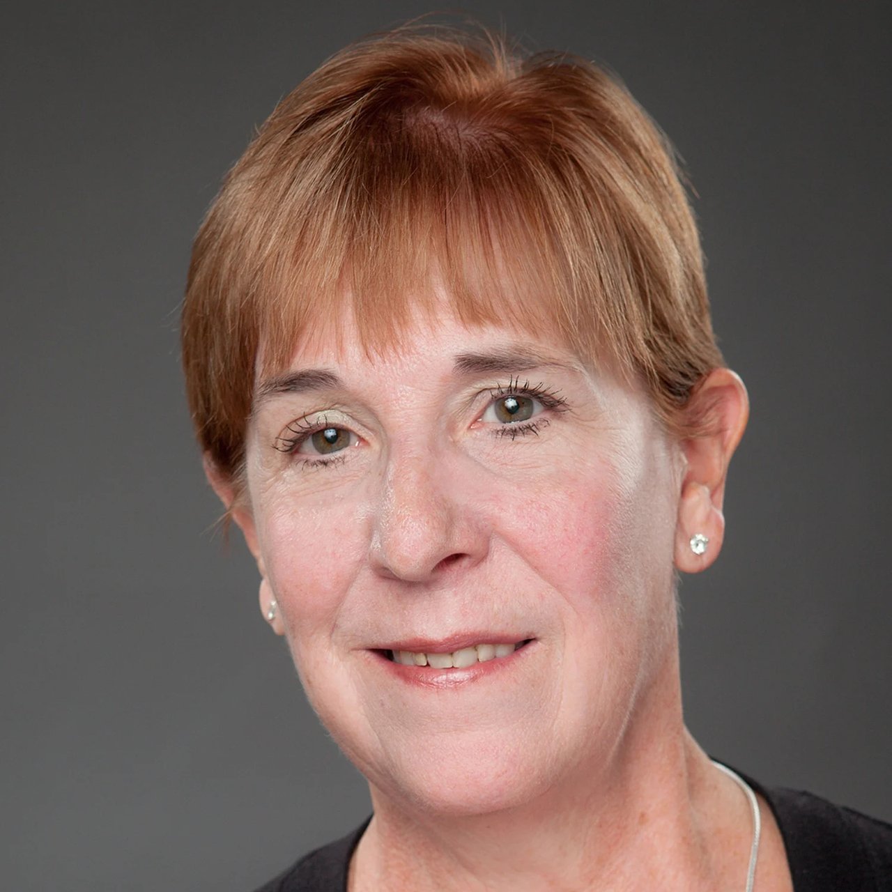 Liz Kammes Downers Grove, IL Real Estate Agent Headshot