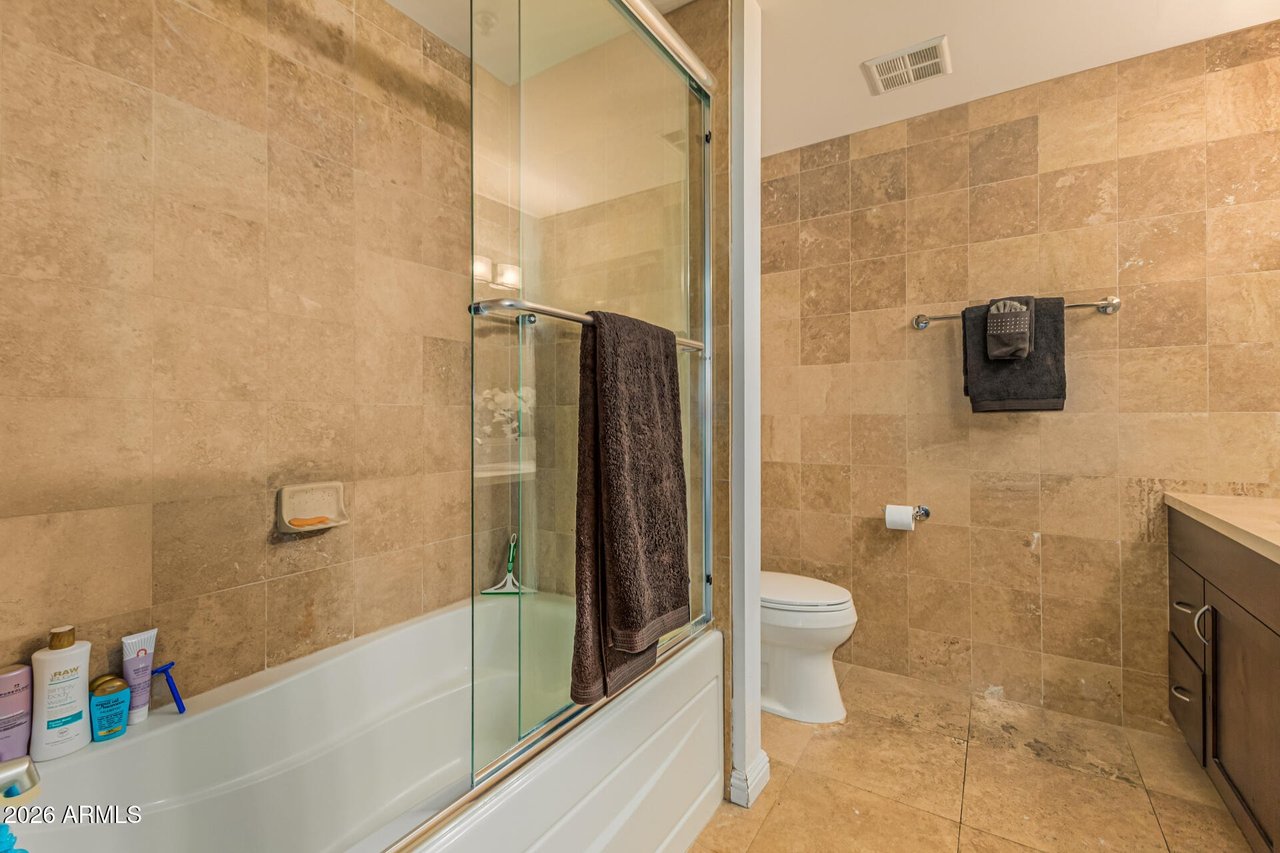 7151 E Rancho Vista Dr, #4001