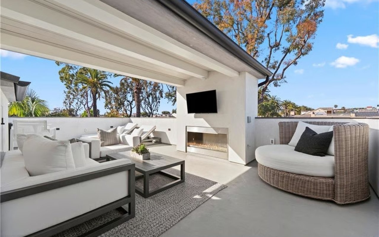For Rent 426 Marguerite Avenue, Corona Del Mar $14,500