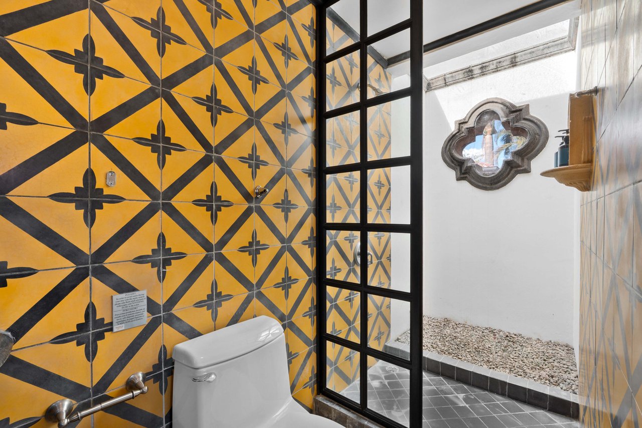 Villa Cerca del Mar 5 | Beach House in Highly Coveted and Intimate Development in Tamarindo/Langosta
