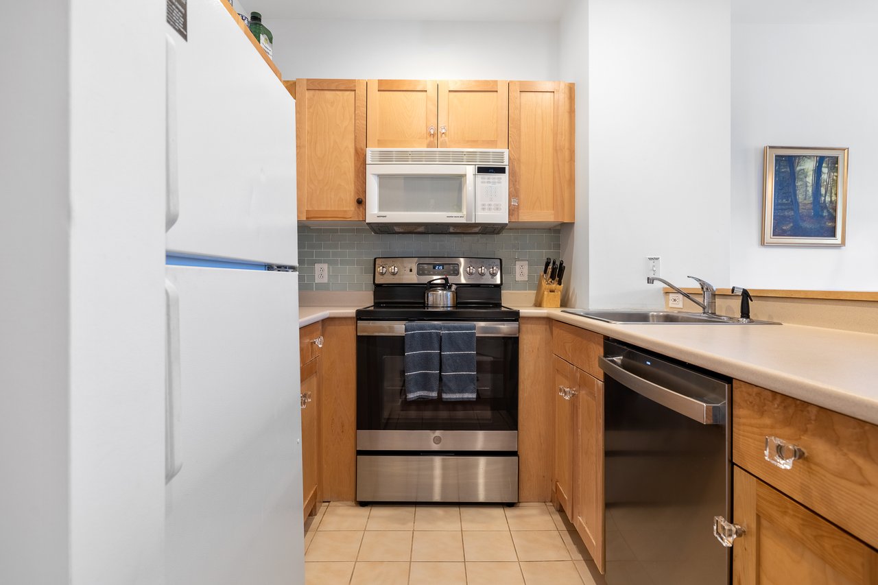 Convenient Long Trail House
