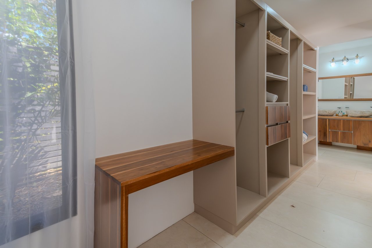 Location,Location, Location – 3-Bedroom Villa Steps from the Beach