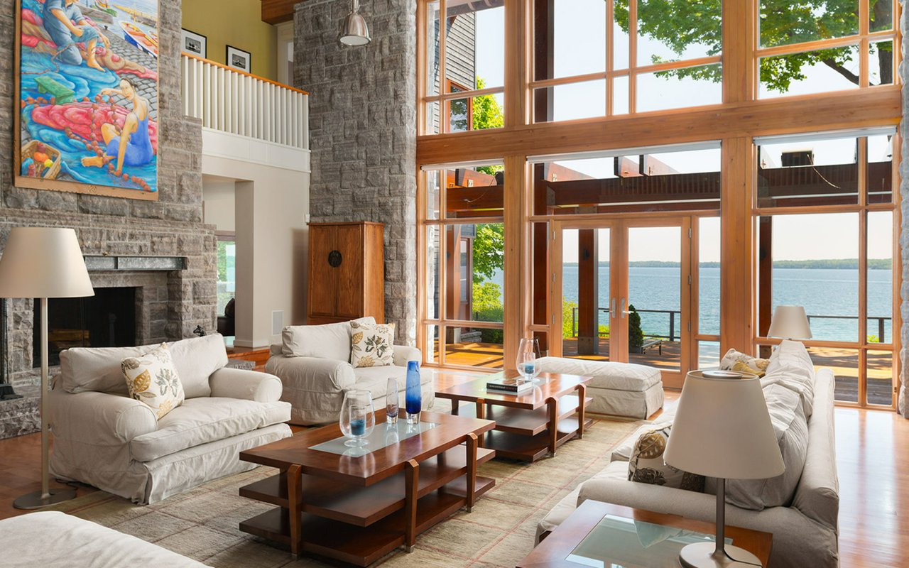 How Is Selling A Luxury Home Different?