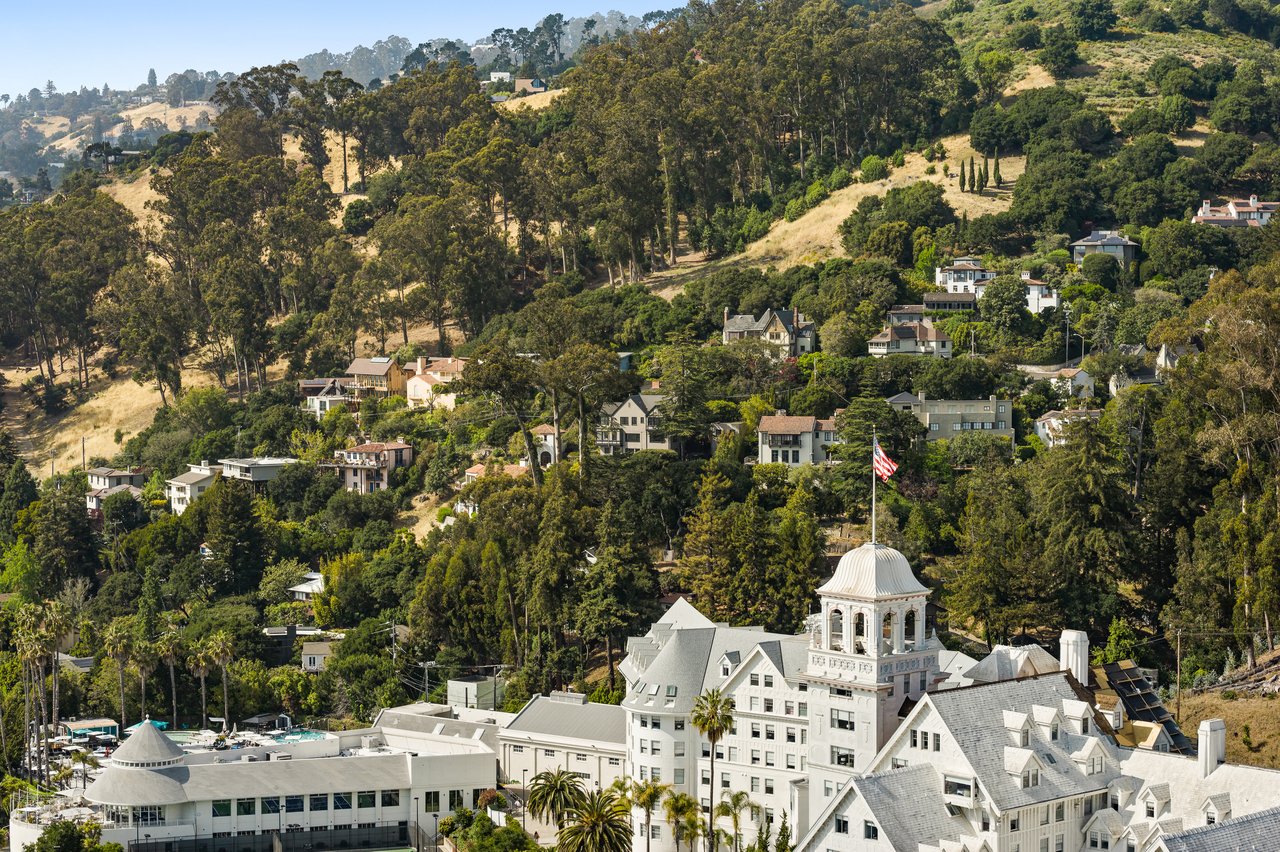 Stunning San Francisco, Bay Bridge & Golden Gate Views 