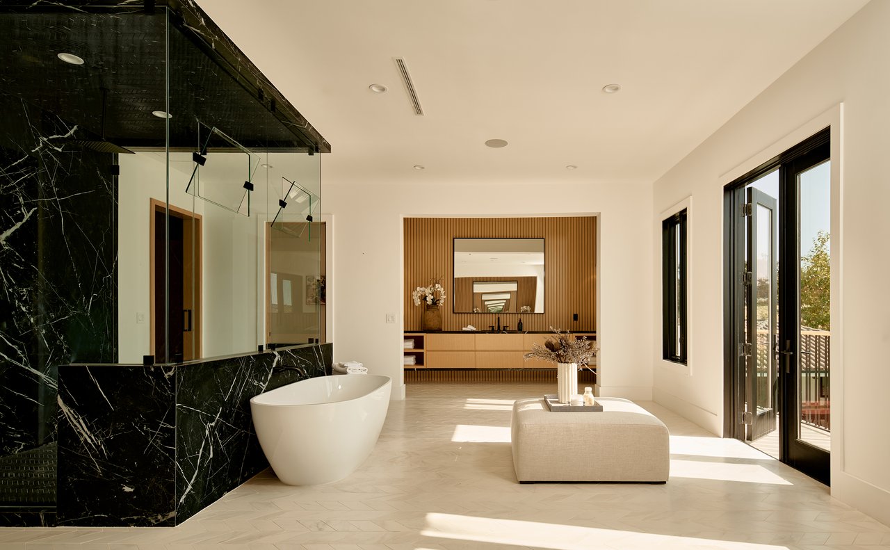 25242 Prado Del Grandioso, Calabasas