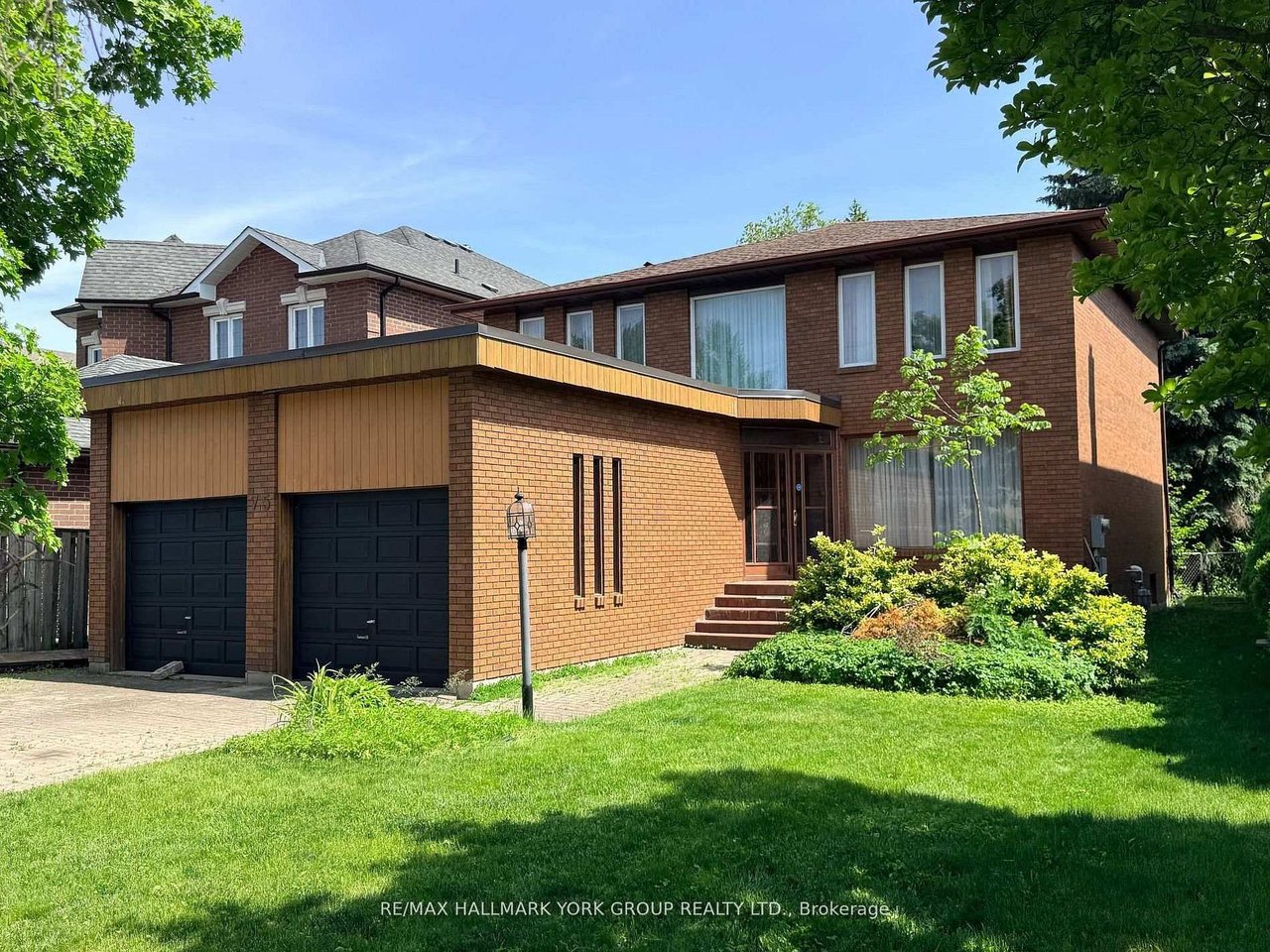 75 Spruce Ave 