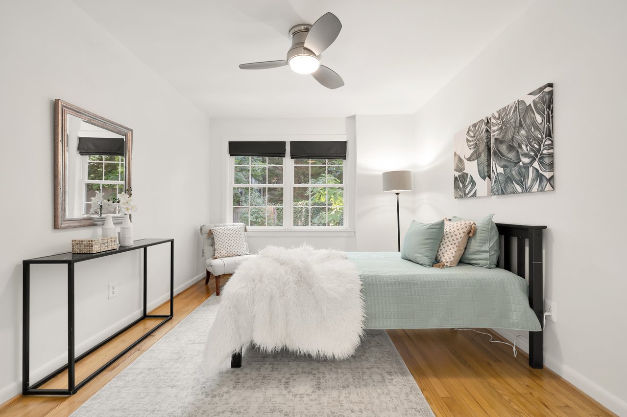 3646 Alton Pl NW - North Cleveland Park