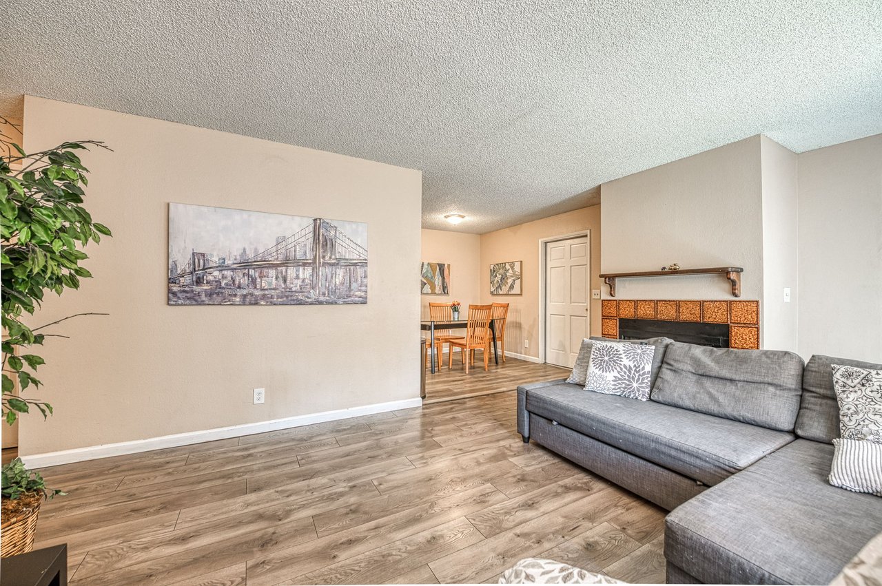2247 W Dakota Avenue #116, Fresno