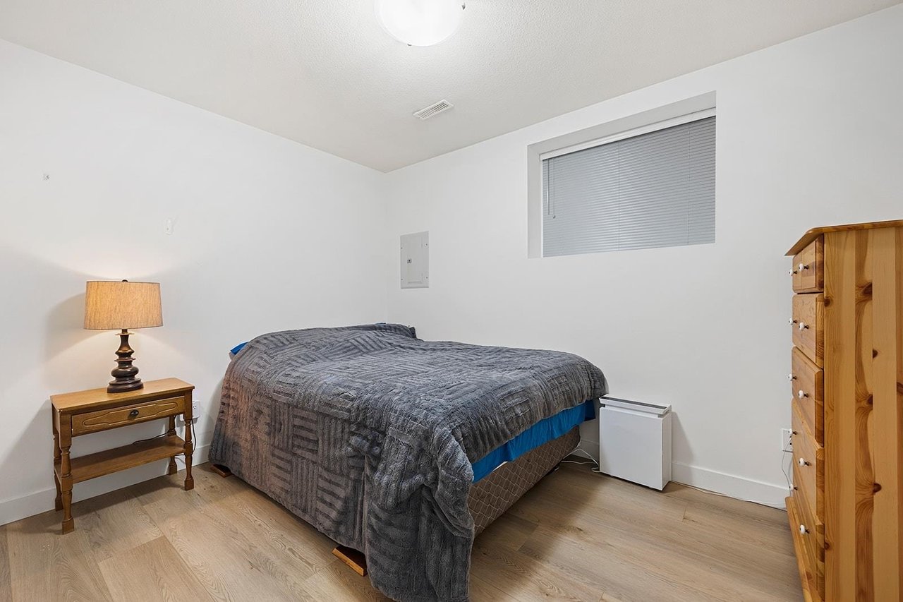 24395 102 Ave