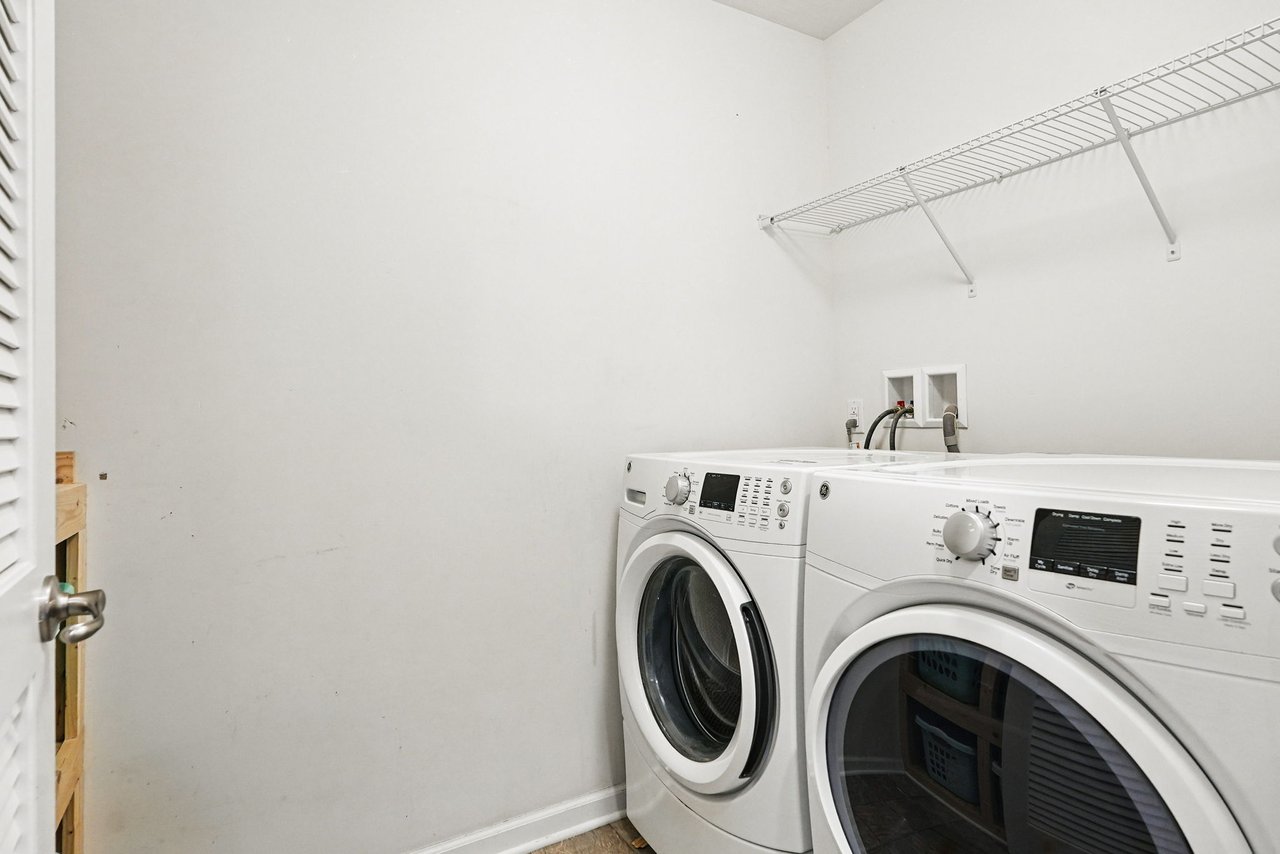 407 Isabella Ct