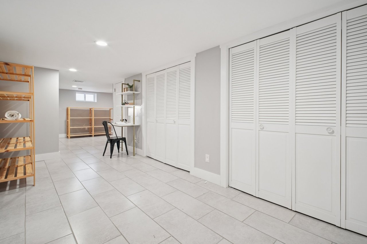 1 Winthrop Place